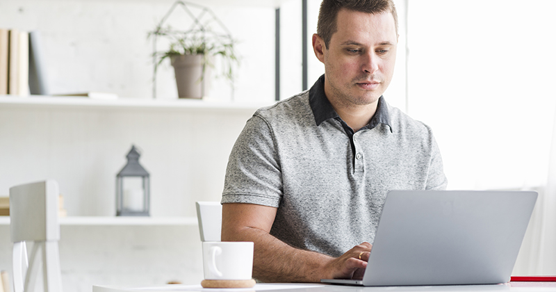 LinkedIn libera cursos gratuitos para fazer durante a quarentena e ajudar sua carreira